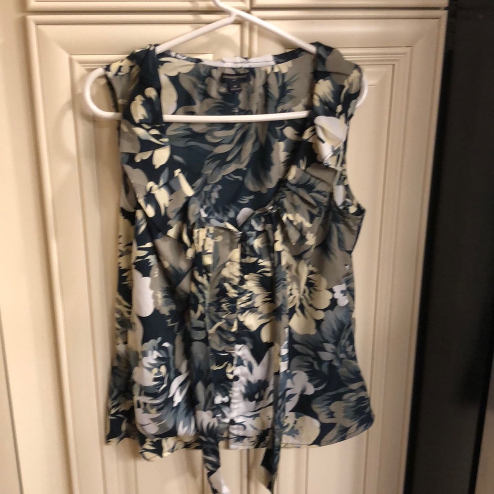 Banana 🍌 Republic Floral Top
